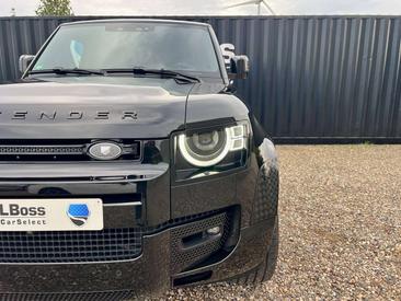 Land Rover Defender 90 V8 P425 — photo 49