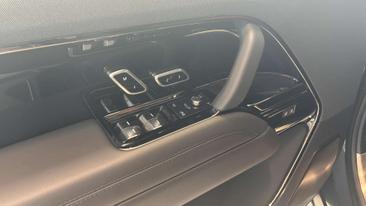 Land Rover Range Rover Sport SV — photo 15