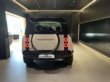 Land Rover Defender D350 — photo 7