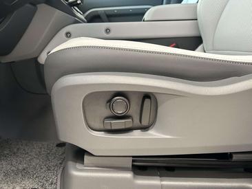 Land Rover Defender D350 — photo 12