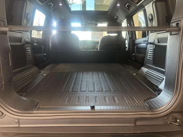 Land Rover Defender D250 — photo 30