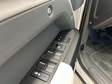 Land Rover Defender D350 — photo 17