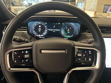 Land Rover Range Rover Sport P460e — photo 11