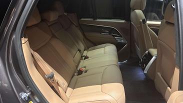 Land Rover Range Rover P460e — photo 14