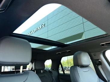 Land Rover Range Rover Sport P460e — photo 8