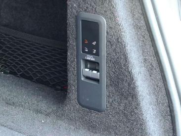 Land Rover Range Rover Sport P460e — photo 12