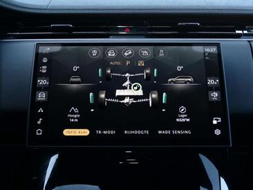 Land Rover Range Rover Sport P460e — photo 24