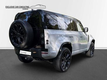 Land Rover Defender 110 P635 — photo 6