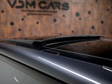 Land Rover Range Rover Sport P550e — photo 11