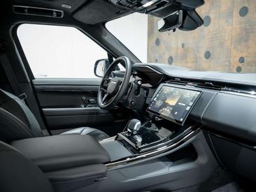Land Rover Range Rover Sport P550e — photo 16