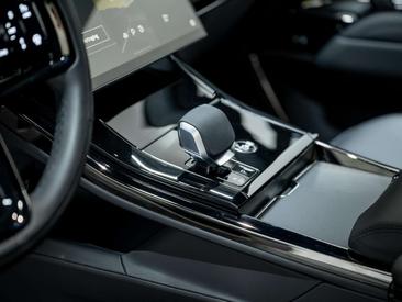 Land Rover Range Rover Sport P550e — photo 19