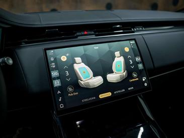Land Rover Range Rover Sport P550e — photo 22