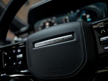 Land Rover Range Rover Sport P550e — photo 23