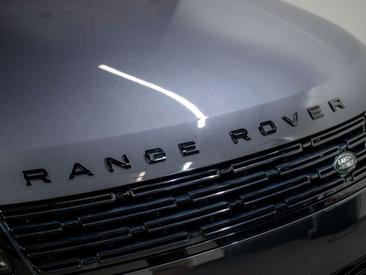 Land Rover Range Rover Sport P550e — photo 42
