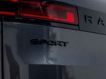 Land Rover Range Rover Sport P550e — photo 47