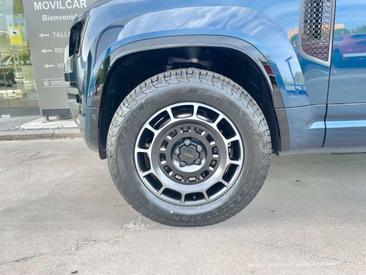 Land Rover Defender 110 P635 — photo 5