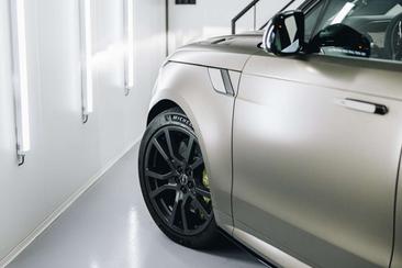 Land Rover Range Rover Sport SV — photo 17