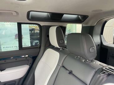 Land Rover Defender 110 P635 — photo 15