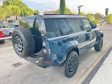 Land Rover Defender 110 P635 — photo 19