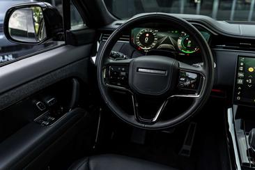 Land Rover Range Rover Sport P550e — photo 8