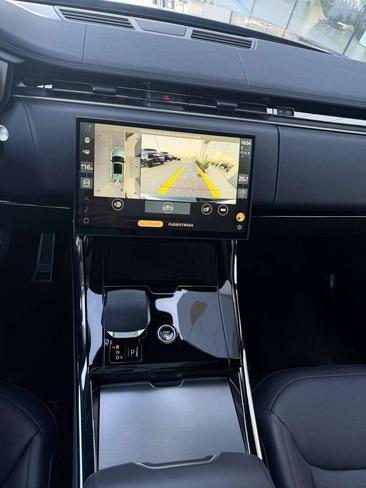 Land Rover Range Rover Sport D250 — photo 16