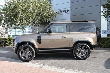 Land Rover Defender D250 — photo 3