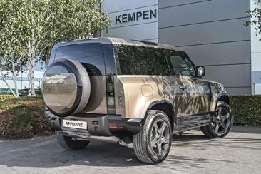 Land Rover Defender D250 — photo 5