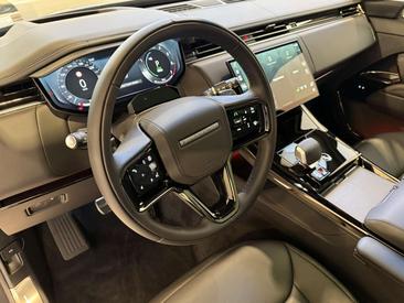 Land Rover Range Rover Sport P550e — photo 8