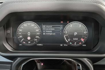 Land Rover Defender D250 — photo 10