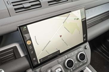Land Rover Defender D250 — photo 13