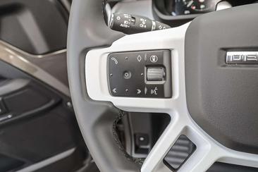Land Rover Defender D250 — photo 16