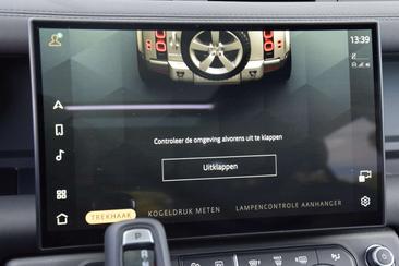 Land Rover Defender 110 P300e — photo 30