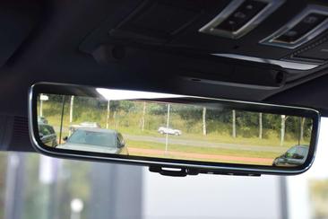 Land Rover Defender 110 P300e — photo 33