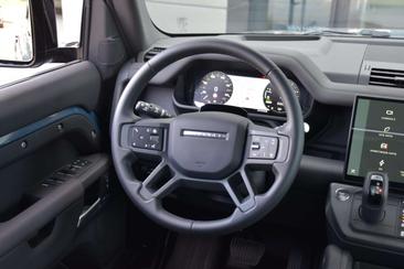 Land Rover Defender 110 P300e — photo 39