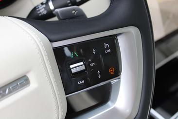 Land Rover Range Rover P460e — photo 10