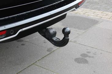 Land Rover Range Rover P460e — photo 16