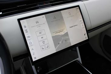 Land Rover Range Rover P460e — photo 21