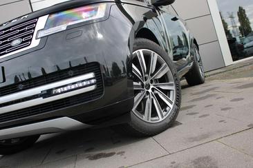 Land Rover Range Rover P460e — photo 32