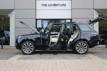 Land Rover Range Rover P460e — photo 33