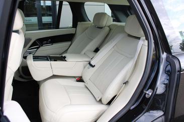 Land Rover Range Rover P460e — photo 40