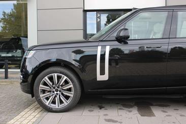 Land Rover Range Rover P460e — photo 46