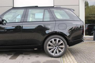 Land Rover Range Rover P460e — photo 47