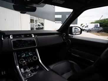 Land Rover Range Rover Sport SVR — photo 23