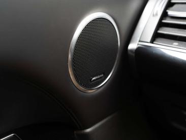 Land Rover Range Rover Sport SVR — photo 27