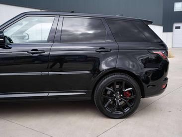 Land Rover Range Rover Sport SVR — photo 44