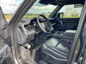Land Rover Defender 110 D200 — photo 17