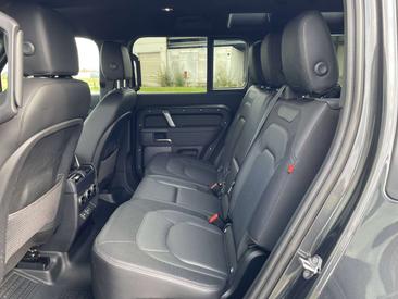 Land Rover Defender 110 D200 — photo 19