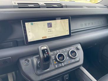 Land Rover Defender 110 D200 — photo 21