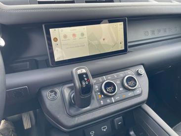 Land Rover Defender 110 D200 — photo 23