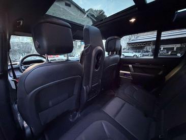 Land Rover Defender 110 D300 — photo 13